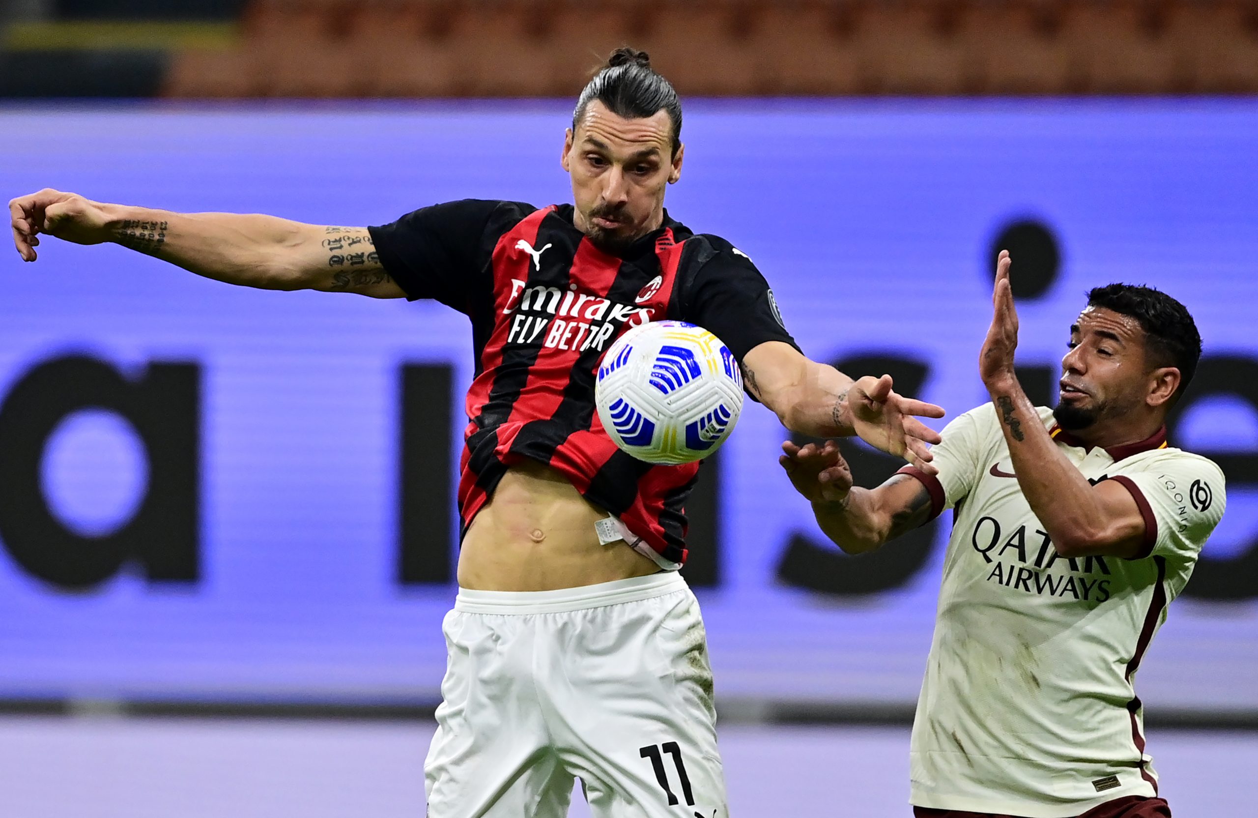 Zlatan Ibrahimovic scores twice as Serie A leader AC Milan draws against AS  Roma