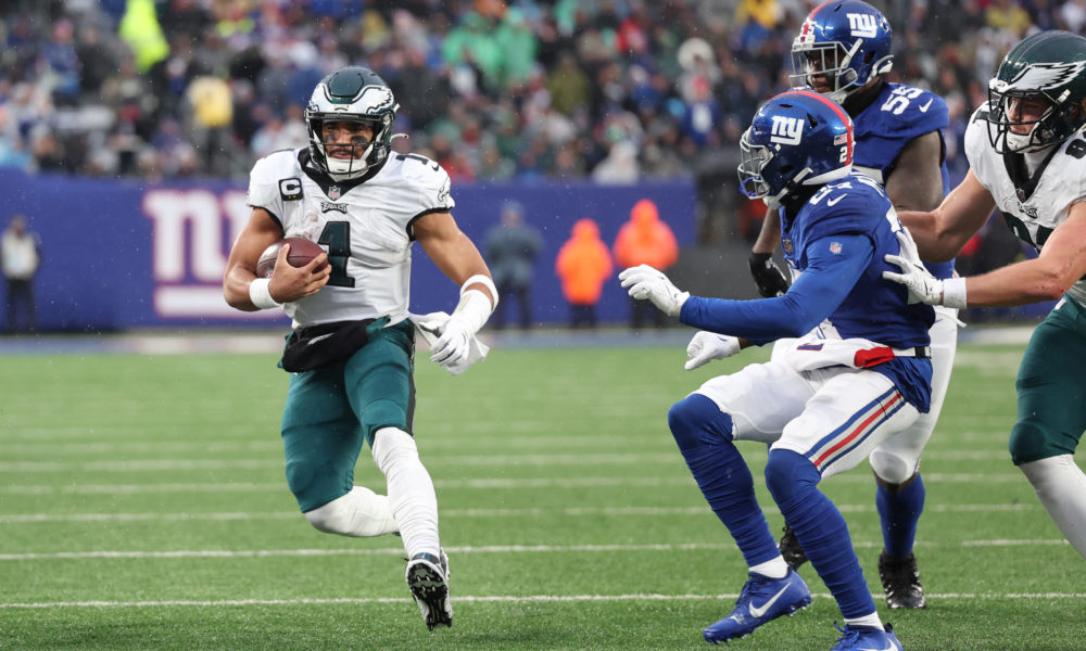 NFL: Eagles grab playoff spot while Lions upset Vikings