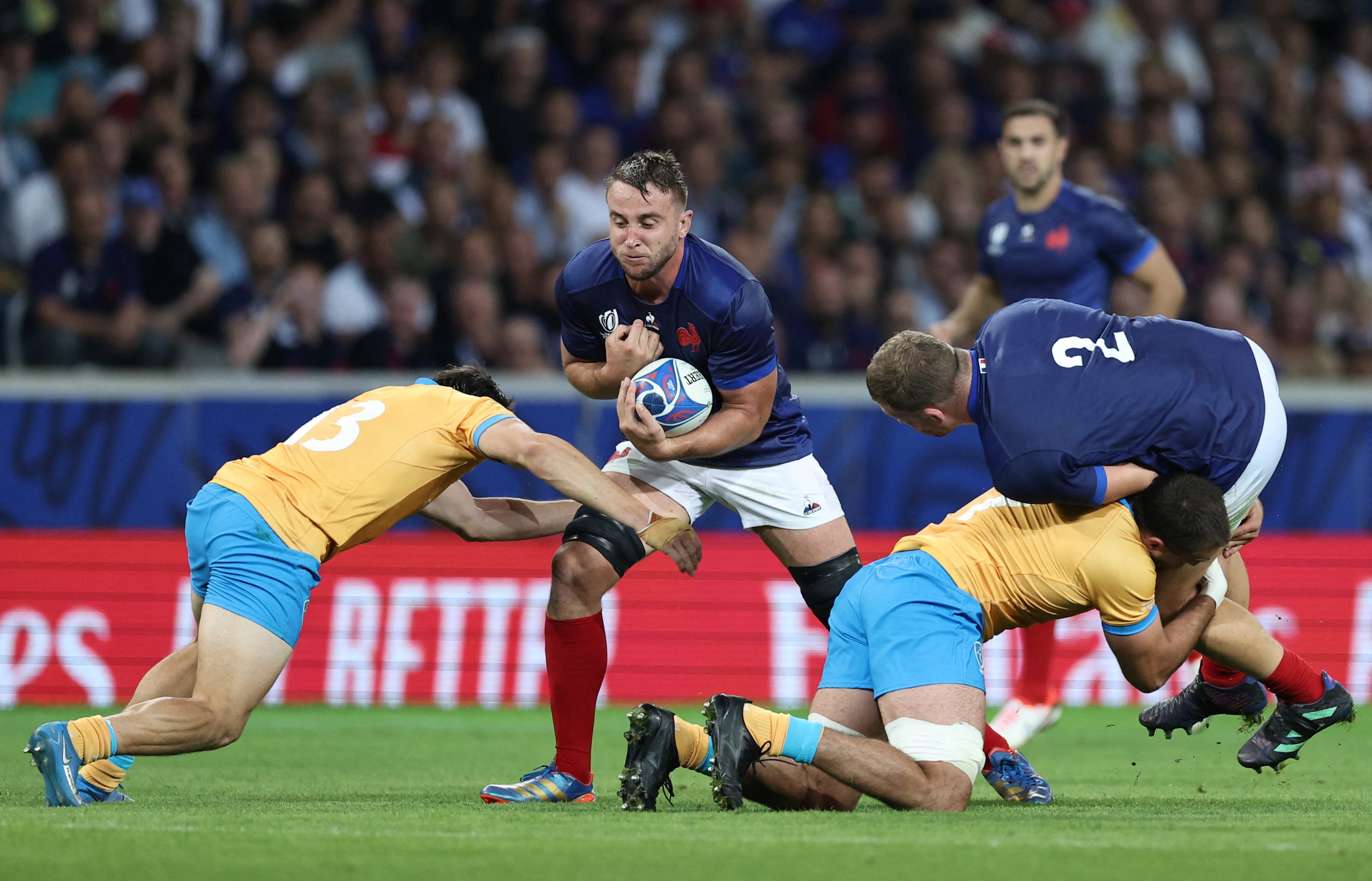 Bielle-Biarrey helps France avoid Uruguay scare