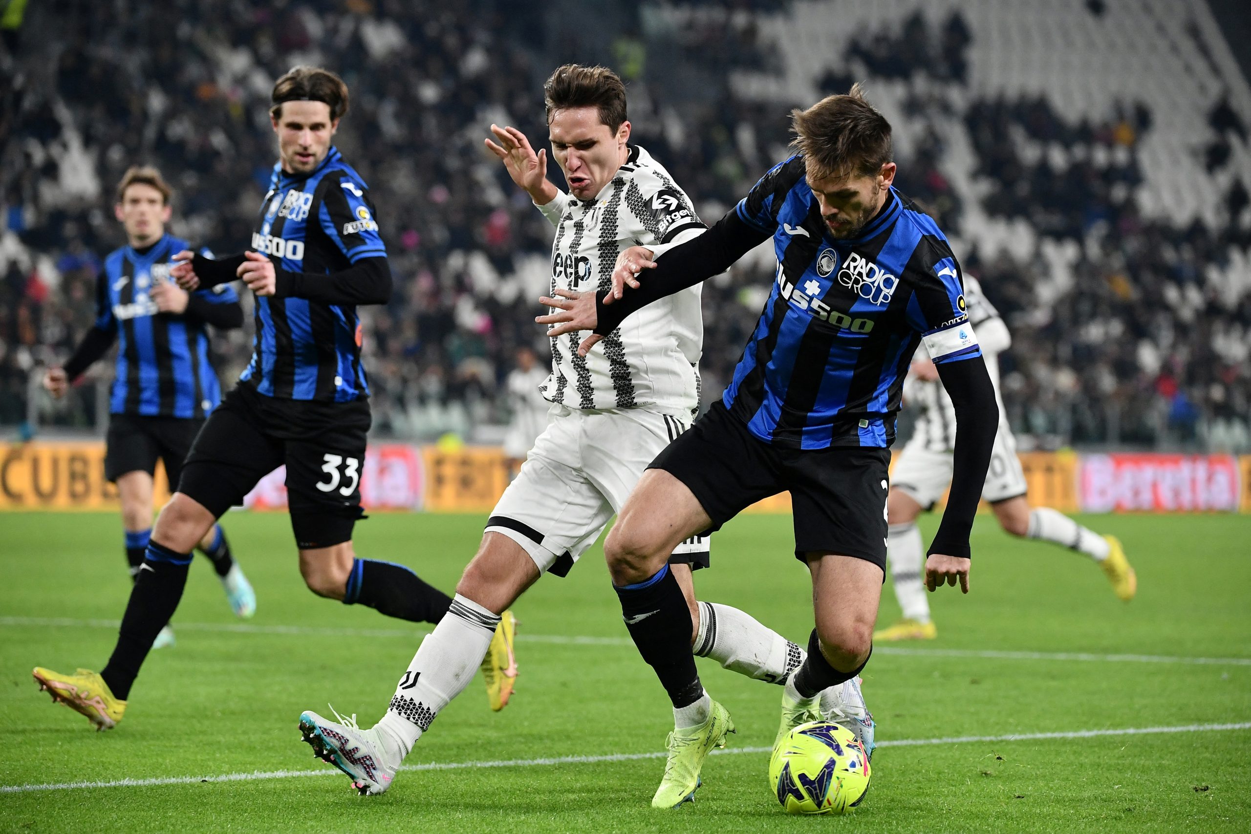 AS Roma 2-0 Napoli: Lorenzo Pellegrini & Romelu Lukaku strike as